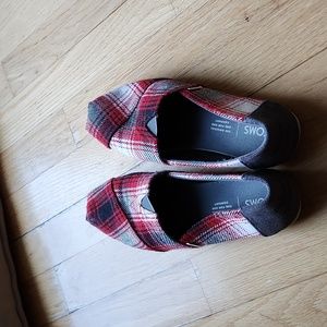 Toms Red and Black Plaid Flats